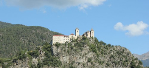 Burg in den Dolomiten